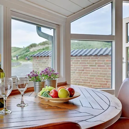 Gidsken - 30m From The Sea By Interhome